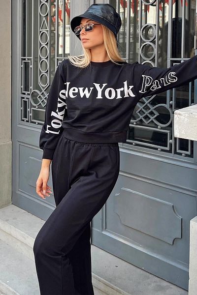Swist Schwarzes Damen-Crop-Sweatshirt mit bedruckter Vorderseite und Ärmeln