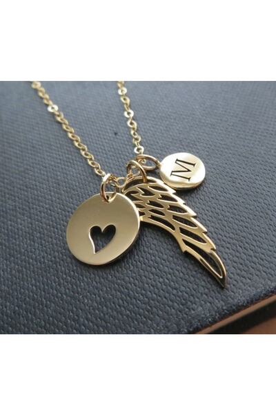 GÜMÜŞ 925k M Baş Harfli Plaka Üzerinde Kalp Ve Melek Kanatlı Altın Kaplama Kolye