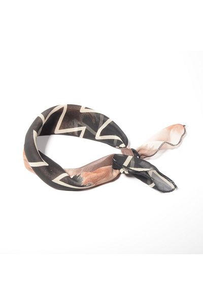 Tedz Collection Paredora Zigzag Patterned Brown Scarf