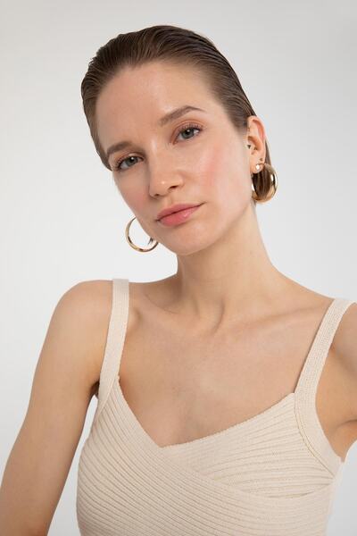 DeFacto Fitted Crop Askılı Örgü Triko %100 Pamuk Atlet X5801az22sp