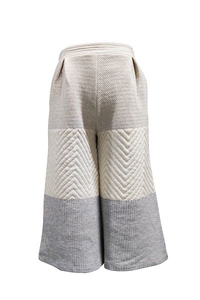 Puledro Short Cut Spanish Style Girl's Trousers with Elastic Waist