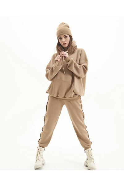 soBasic Bej Paçası Dikiş Detaylı Şardonlu Üç Iplik Eşofman Takım (ESFTKM102)