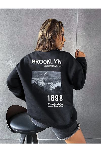 Mad&Calf Дамски суичър с щампа Brooklyn