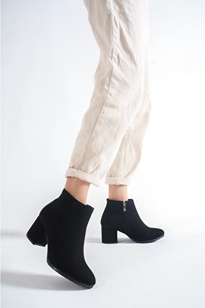 Weynes Γυναικείες μοντέρνες μπότες με τακούνι 7 εκ. απλό μαύρο σουέτ Botie Wsb10218