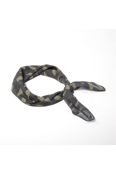 Tedz Collection Paredora Black Droplet Patterned Scarf