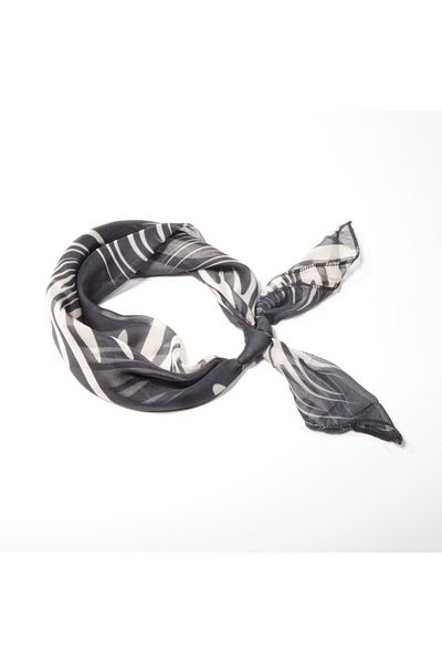 Tedz Collection Paredora Mitra Scarf