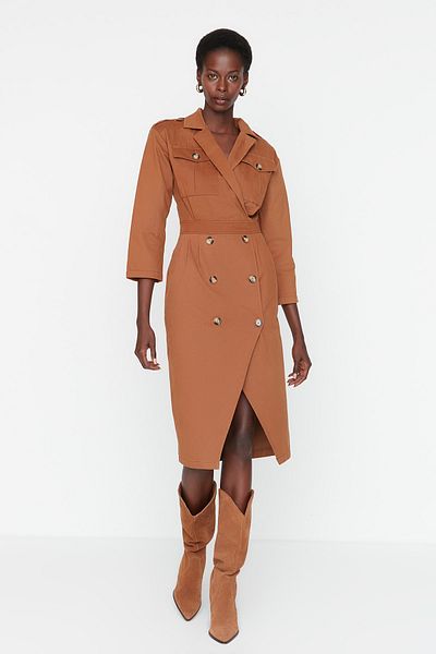 Trendyol Collection Hnědé pletené tkané šaty s knoflíky TWOAW22EL0270