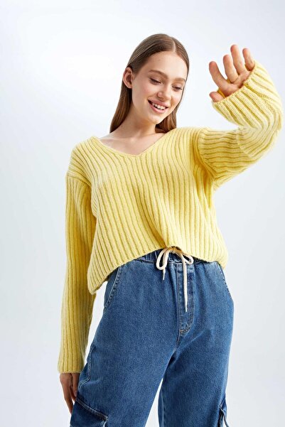 DeFacto Cool Oversize Fit V-Neck Sweater
