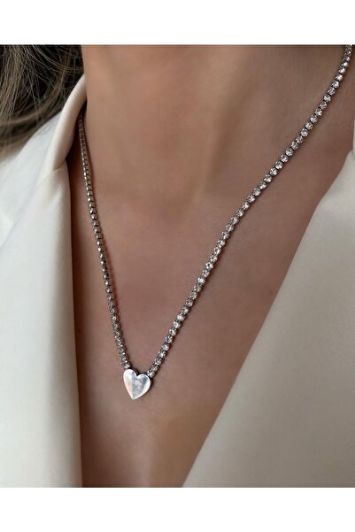 FLARF Diamond Detailed Heart Necklace