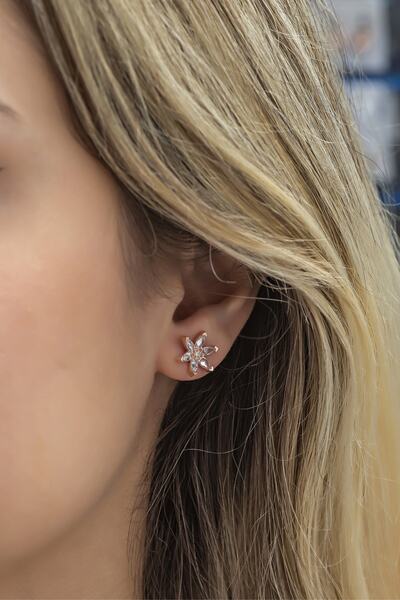 Nereze 925 Ayar Gümüş Beyaz Taşlı Lotus Çiçeği Küpe