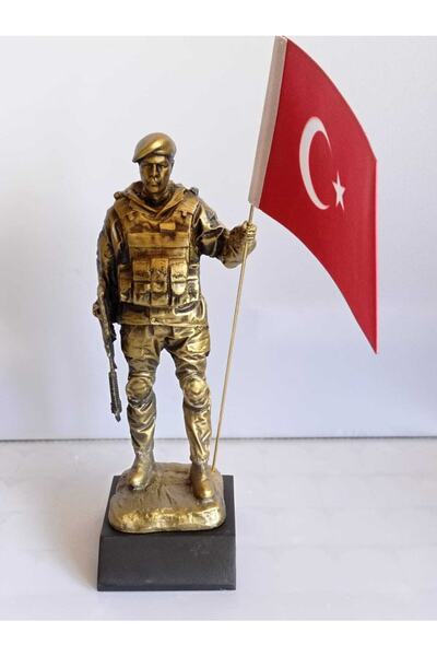 Nayino Bayraklı Türk Askeri Heykeli Hediyelik Heykel Dekoratif Heykel