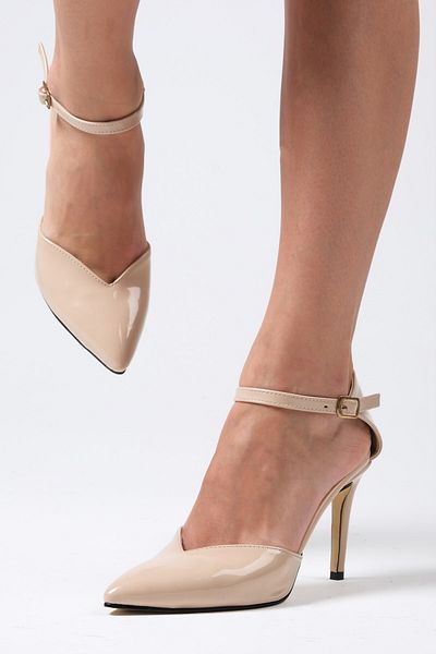 Mio Gusto Pantofi cu toc de damă Peggy Nude din piele lacuită cu curele la gleznă