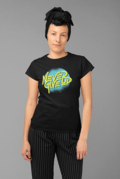 ErTaPassage Μαύρο Never Give Up με τύπωμα Γυναικείο μπλουζάκι - T1375210