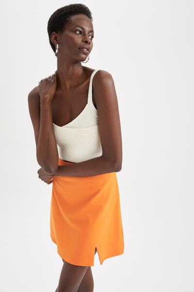 DeFacto Fitted Crop Askılı Örgü Triko %100 Pamuk Atlet X5801az22sp