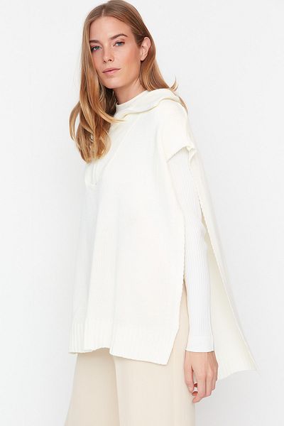 Trendyol Collection Poncho - Ecru - Poncho