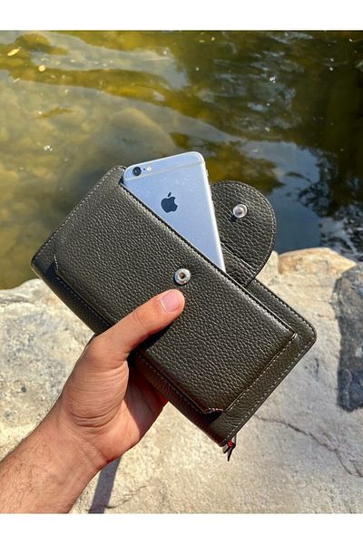 DERKON Oslo Hand-held Green Wallet with Phone Compartment
