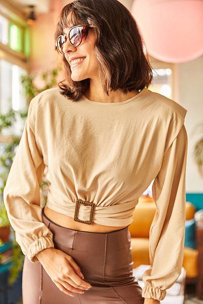 Olalook Γυναικεία μπεζ αγκράφα με λεπτομερή Flowy Crop Μπλούζα BLZ-19002019