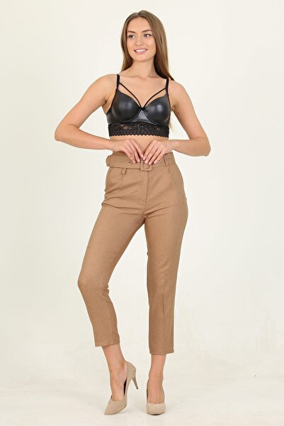 Neşeli Butik Kadın Camel Cepli Kemer Detaylı Kumaş Pantolon Qns026