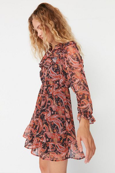 Trendyol Collection Тъкана рокля с кафява яка и детайли TWOAW23EL00677