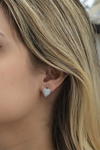 Nereze 925 Ayar Gümüş Rodyumlu Zirkon Taşlı Kalp Küpe