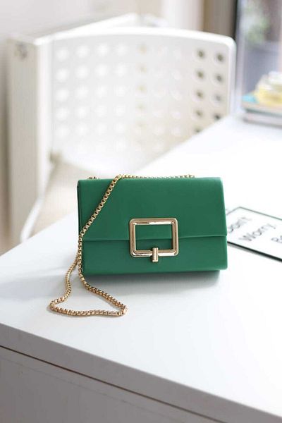Moom Bag Γυναικεία τσάντα ώμου με πράσινη τετράγωνη αλυσίδα