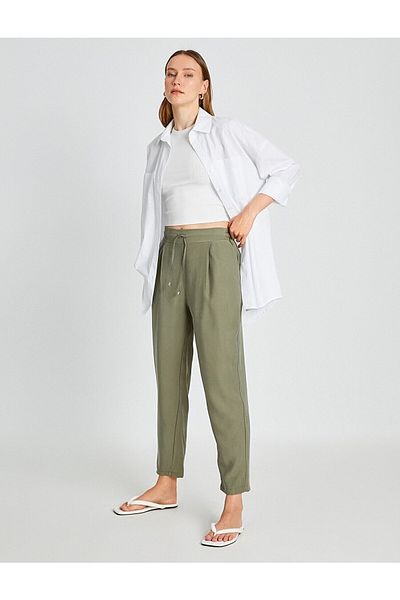 Koton Karottenhose mit Bindegürtel aus Modalmischung