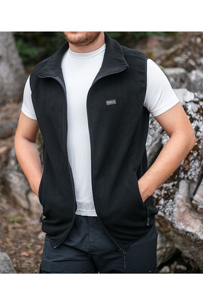 Huğlu Black Two-Pocket Zippered Fleece Vest