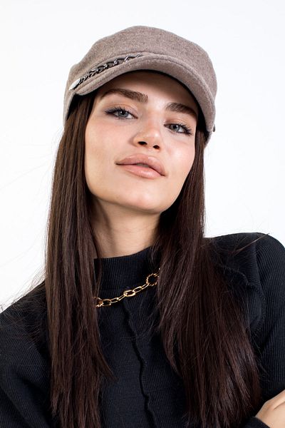 LadyColor Women's Hat with Chain Accessory Stitching Fabric Mink