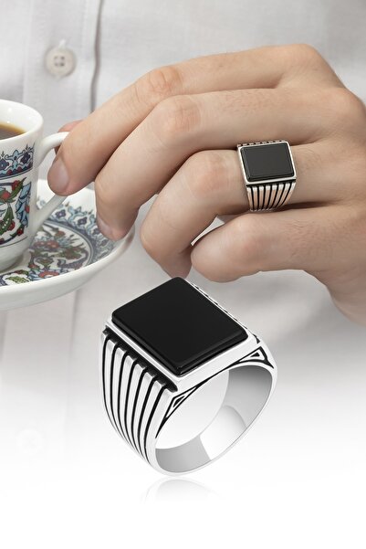 ALYANSEVİM Kare Siyah Oniks Taşlı 925 Gümüş Erkek Yüzük