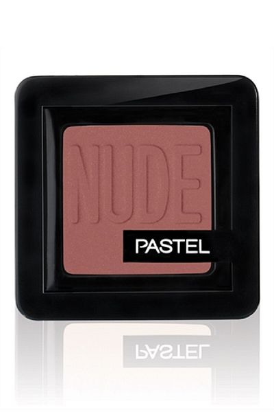 Pastel 90 Model Soft and Natural Eyeshadow