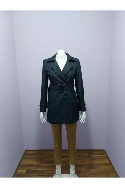 donna attraente Trenci de damă scurt bleumarin