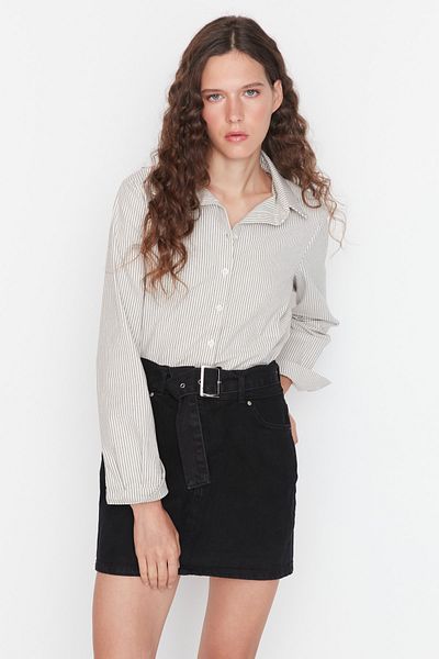 Trendyol Collection Fustă mini de blugi neagră cu talie obișnuită TWOAW23ET00330