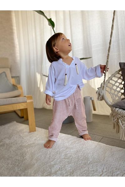 bohemiankids baby wear مجموعة علوية مخططة باللون الأبيض