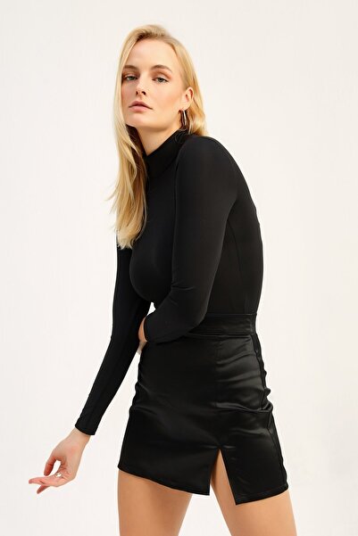 Quzu Yarım Balıkçı Çıtçıtlı Bluz Siyah