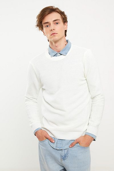 LC Waikiki Pullover - Lila - Regular Fit