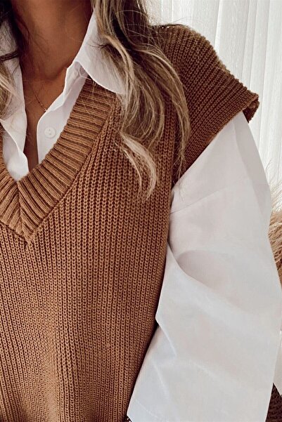 winter club V-Neck Slit Knit Sucker Brown