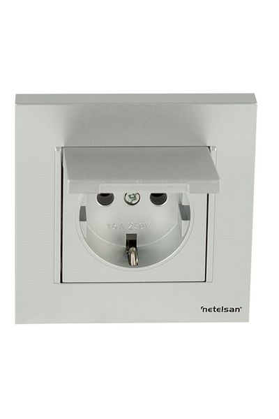 Netelsan Byobu Shiny Silver Covered Grounded Socket Framed