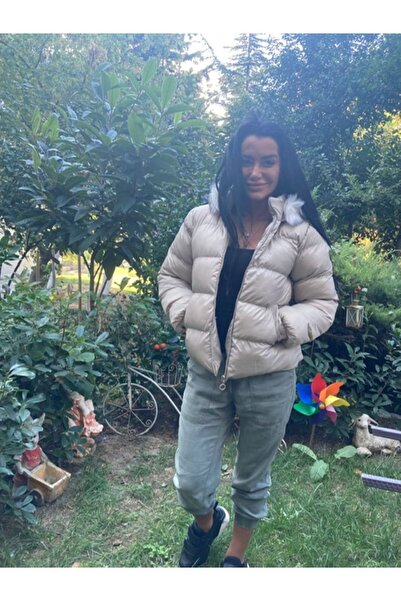 Çnru Hooded Short Thick Puffer Jacket with Elastic Ankle Part