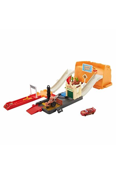 mattel Disney Pixar Cars Yarış Heyecanı Oyun Seti Hdn02