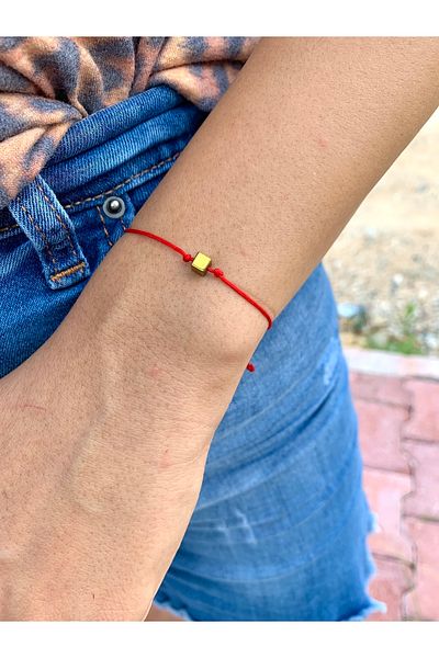 Atelier Çağla Hematite Cube Red Rope Bracelet