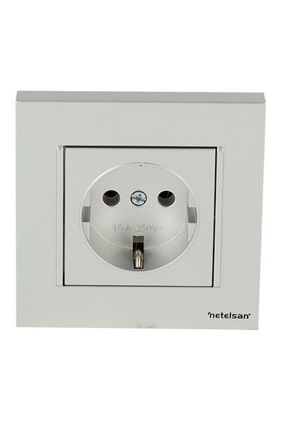 Netelsan Byobu Shiny Silver Grounded Socket - Framed