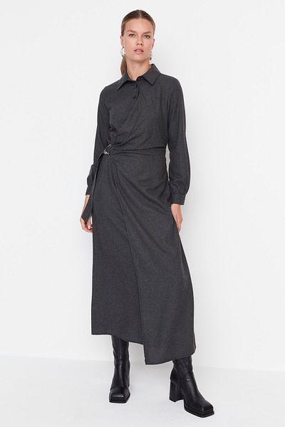 Trendyol Modest Μαύρο αξεσουάρ Ζώνη με λεπτομέρεια υφασμένο φόρεμα πουκάμισου TCTAW23EB00126