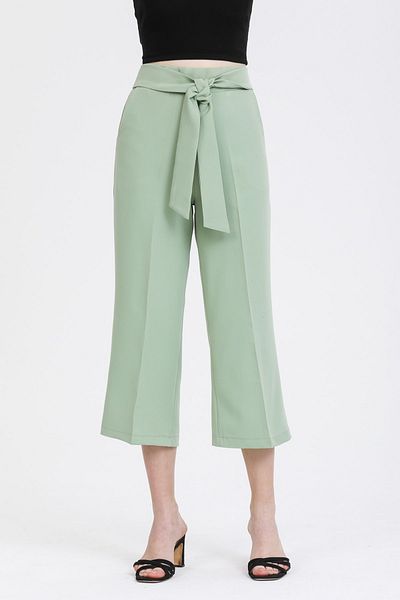 MD trend Pantaloni scurti din stofă pentru femei, verde mentă, cu elastic în talie