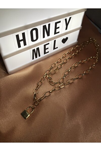 Honeymely قلادة ذهبية اللون مكونة من طبقتين قلادة قفل سلسلة مستطيلة لطيفة للنساء