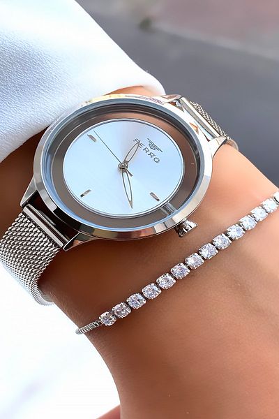 FERRO Women's Wristwatch with Bracelet Gift