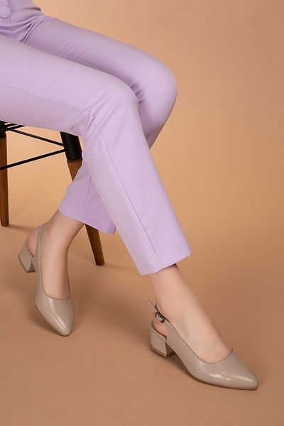 Gondol Women's Stylish Heeled Shoes