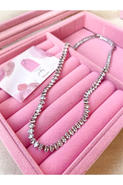 Snartun قلادة الممر المائي بحجر قطرة فضية من Vera Jewellery