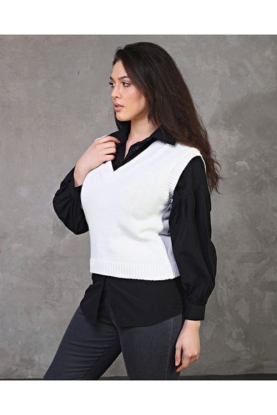 Fanori Woman Women's Bone Color V-Neck Sweater