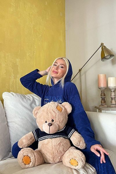 Pijamaevi Sötétkék Think mintás kapucnis plüss Polar pizsama szett