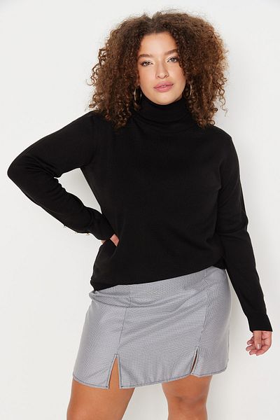 Trendyol Curve Black Turtleneck Button Detailed Thin Knit Sweater TBBAW23AN00105